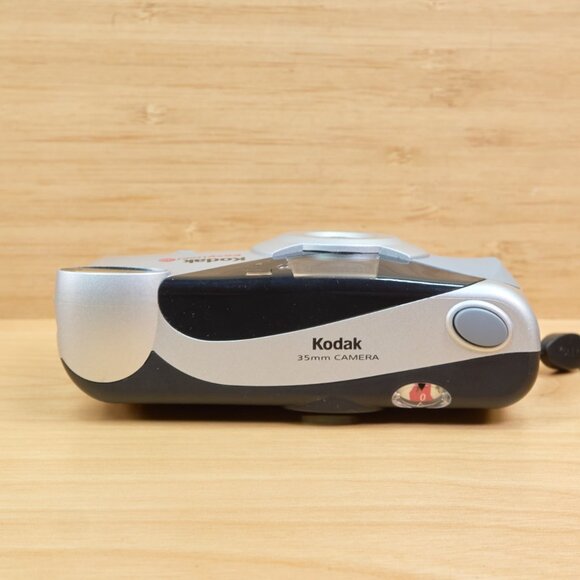 Kodak EasyLoad 35 KE30 Zoom Point And Shot 35mm Film Camera - Picture 4 of 8